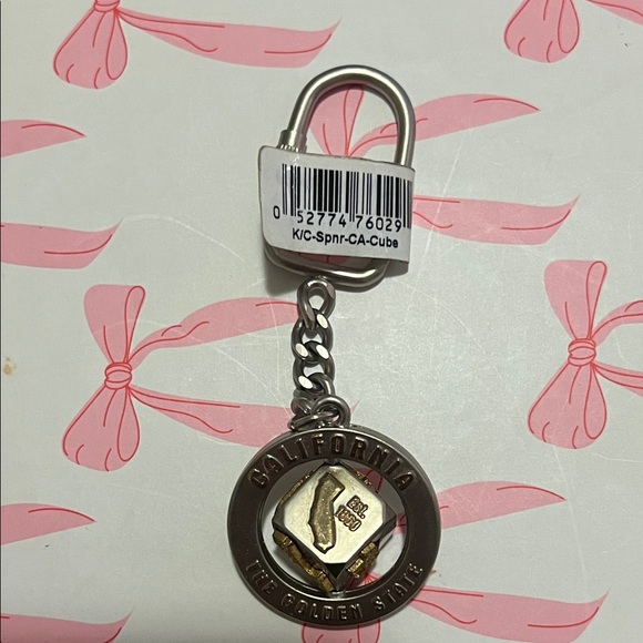 Gold and Silver CA Keychains - Picture 4 of 6